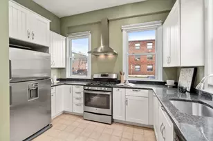 172 Bunker Hill St, Boston, MA 02129 - Photo 7