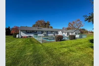 2 Scott Ln, Hadley, MA 01035 - Photo 9