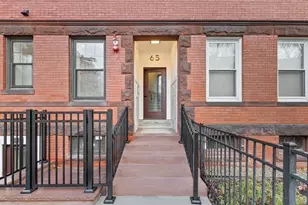 65 Pleasant St, Brookline, MA 02446 - Photo 9