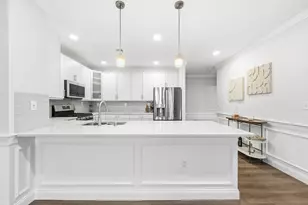 320 Middlesex Ave, Medford, MA 02155 - Photo 9