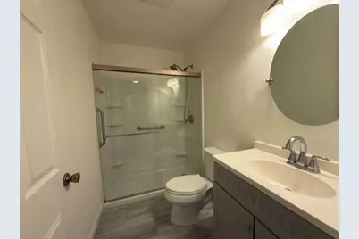 94 Tennis Plaza Rd #10, Dracut, MA 01826 - Photo 23