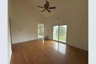 94 Tennis Plaza Rd #10, Dracut, MA 01826 - Photo 13