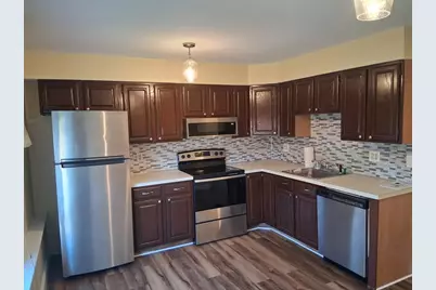 191 Tall Oaks Dr #C, Weymouth, MA 02190 - Photo 1