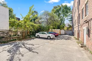 18 Dudley St, Cambridge, MA 02140 - Photo 9