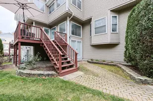 45 Half Crown Cir, Ashland, MA 01721 - Photo 5