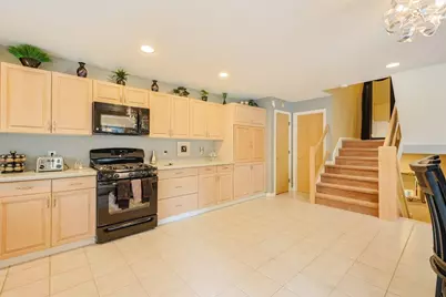 45 Half Crown Cir #45, Ashland, MA 01721 - Photo 17