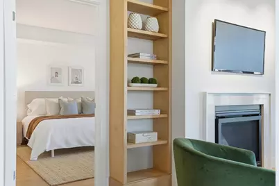 7 Beech St #211, Cambridge, MA 02140 - Photo 9