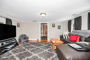 856 Main St, Reading, MA 01867 - Photo 19