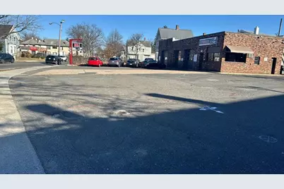 288 Allen St, Springfield, MA 01108 - Photo 5