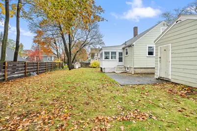 19 Cedar St, Beverly, MA 01915 - Photo 33