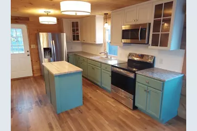 8 Phillips St, Attleboro, MA 02703 - Photo 7