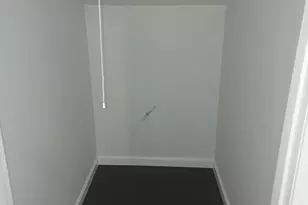 8 Phillips St, Attleboro, MA 02703 - Photo 9