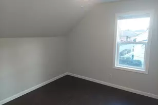 8 Phillips St, Attleboro, MA 02703 - Photo 11