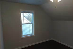 8 Phillips St, Attleboro, MA 02703 - Photo 13