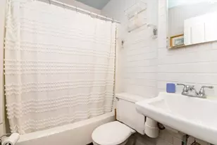 164 Beacon St, Boston, MA 02116 - Photo 9