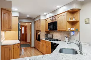 2 Tomah Dr, Peabody, MA 01960 - Photo 13