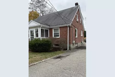 49 Hawthorn St, Newton, MA 02458 - Photo 5