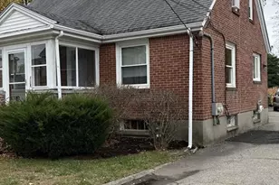 49 Hawthorn St, Newton, MA 02458 - Photo 5