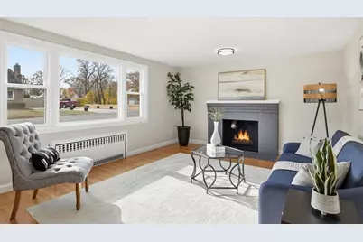 61 Clarence St, West Springfield, MA 01089 - Photo 3