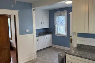 21 Westford Cir, Springfield, MA 01119 - Photo 7