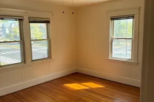 21 Westford Cir, Springfield, MA 01119 - Photo 11