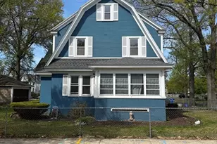 21 Westford Cir, Springfield, MA 01119 - Photo 1