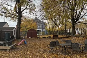 142 Pleasant St, Dracut, MA 01826 - Photo 11