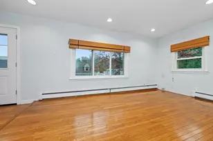 28 Hillcrest St, Waltham, MA 02451 - Photo 7