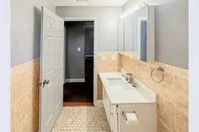12 Hiawatha, Boston, MA 02126 - Photo 5