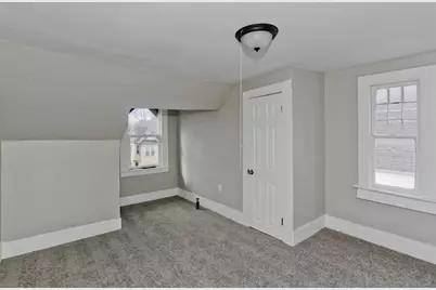 65 Montrose St, Springfield, MA 01109 - Photo 25