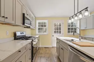 120 Townsend Sreet, Pepperell, MA 01463 - Photo 3