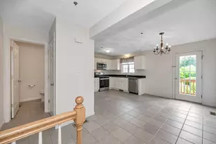 42 Rogers St, Tewksbury, MA 01876 - Photo 5