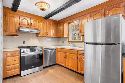 65 Lothrop St, Taunton, MA 02780 - Photo 5