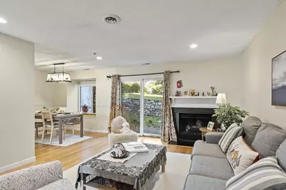 16 Concord Greene #5, Concord, MA 01742 - Photo 5