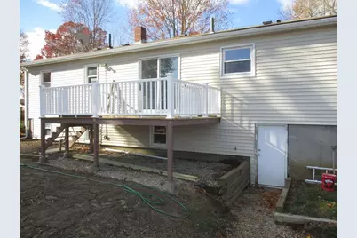 1067 Bark, Swansea, MA 02777 - Photo 19