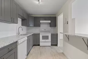 142 Commercial St, Boston, MA 02109 - Photo 5