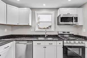 3 Ellsworth St, Westfield, MA 01085 - Photo 13