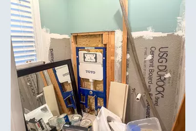 92 Spencer St, Boston, MA 02124 - Photo 25