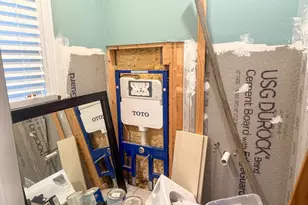 92 Spencer St, Boston, MA 02124 - Photo 25