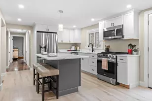 123 Pond St, Georgetown, MA 01833 - Photo 3