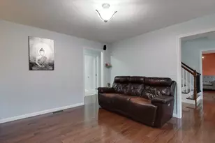 38 Norwood Ave, Ayer, MA 01432 - Photo 11