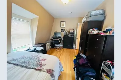 9 Rice St #5, Brookline, MA 02445 - Photo 3