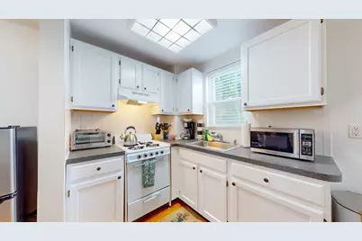 23 Jay St #D, Cambridge, MA 02139 - Photo 3