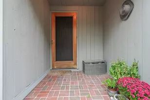 115 Mill Pond, North Andover, MA 01845 - Photo 3