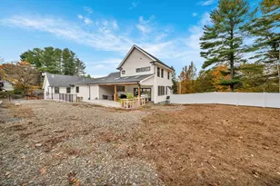 4 Lowell St, Lynnfield, MA 01940 - Photo 37