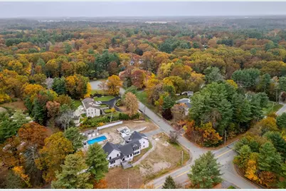 4 Lowell St, Lynnfield, MA 01940 - Photo 39