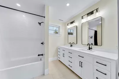 4 Lowell St, Lynnfield, MA 01940 - Photo 23