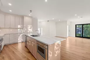 34 Vinton St, Boston, MA 02127 - Photo 9