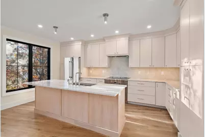 34 Vinton Street #2A, Boston, MA 02127 - Photo 5