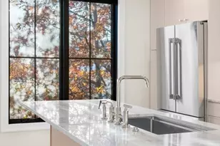 34 Vinton St, Boston, MA 02127 - Photo 7